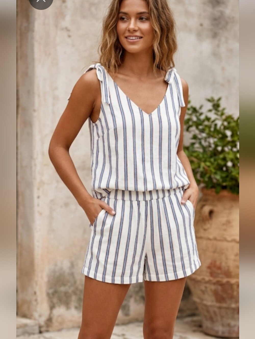 Copper key 2 piece shorts And Blouse Set Striped Sz Large NWT